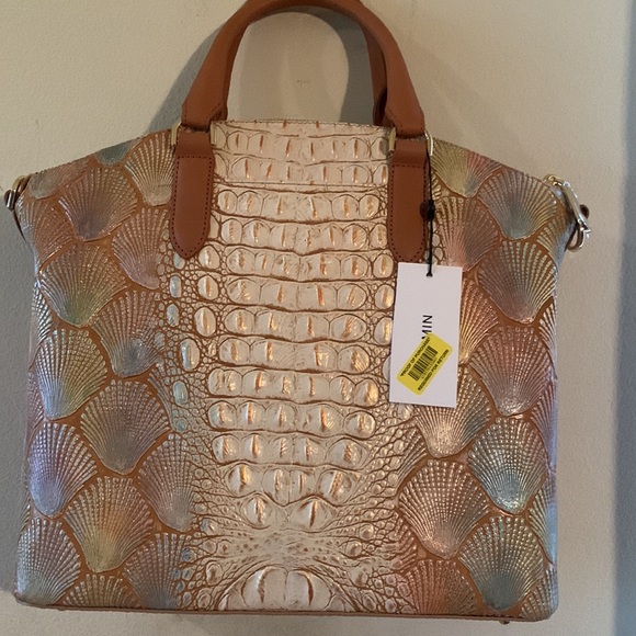 🍇🍒HOST PICK 🍇🍒 Brahmin Bondi Collection Large Seashell Print Duxbury Sat… - Picture 5 of 16